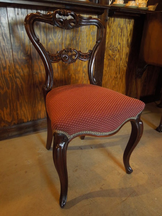 chair130119a_01.JPG