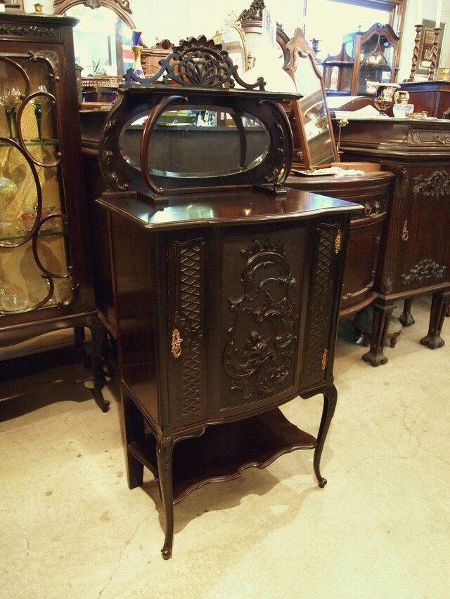 cabinet240728d_01.JPG