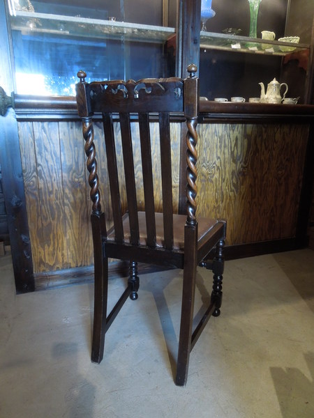 Chair13106a_06.JPG