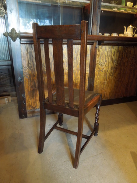 Chair13106b_04.JPG