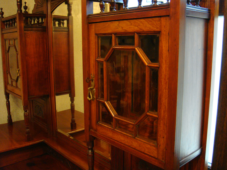 cabinet111216f02.jpg