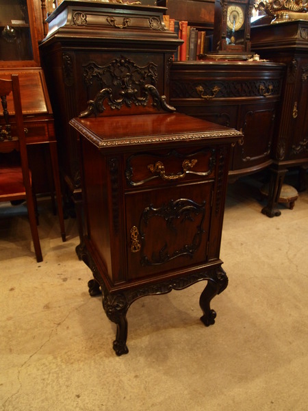 cabinet170701_01.JPG