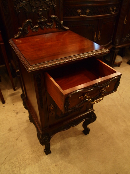 cabinet170701_06.JPG