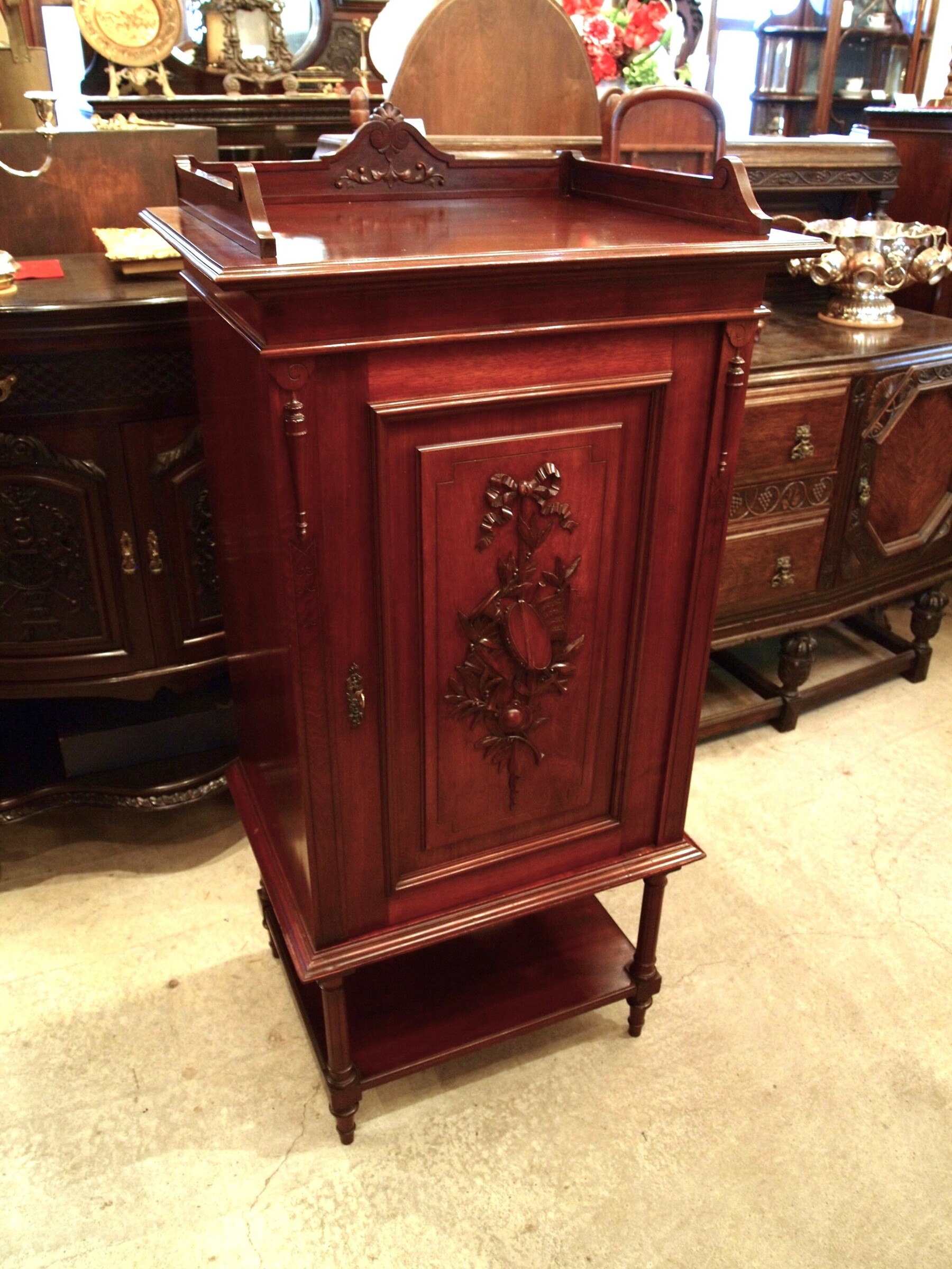 cabinet240728e_01.JPG