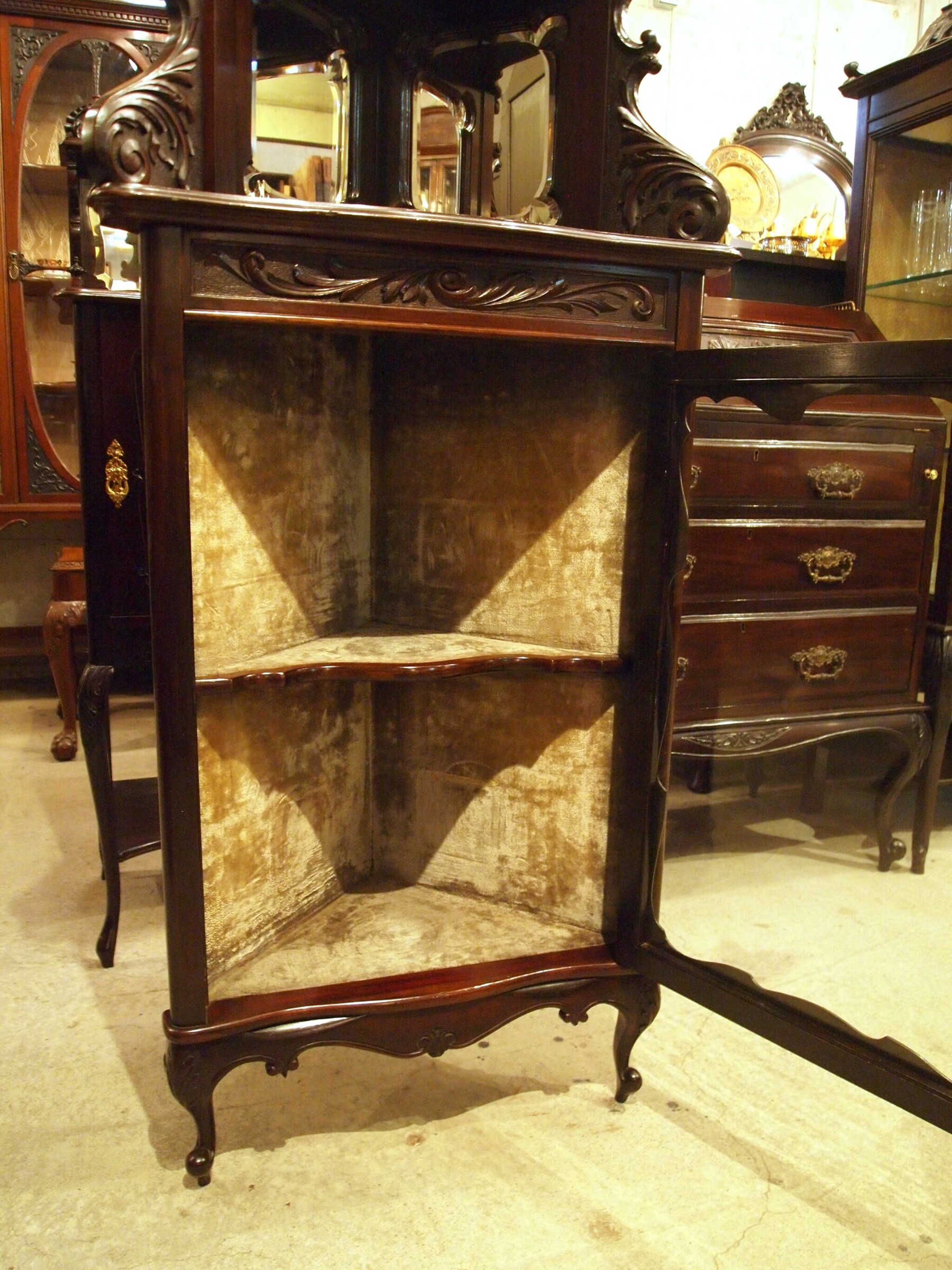 cabinet240728g_07.JPG