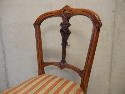 chair120218b02.jpg.JPG