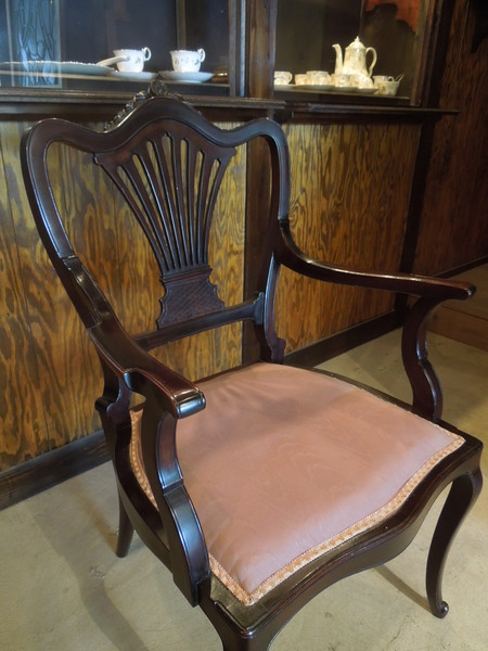 chair130923a_03.JPG