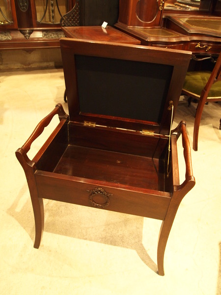 chair151017_03.JPG