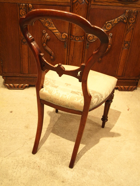 chair160226b_06.JPG