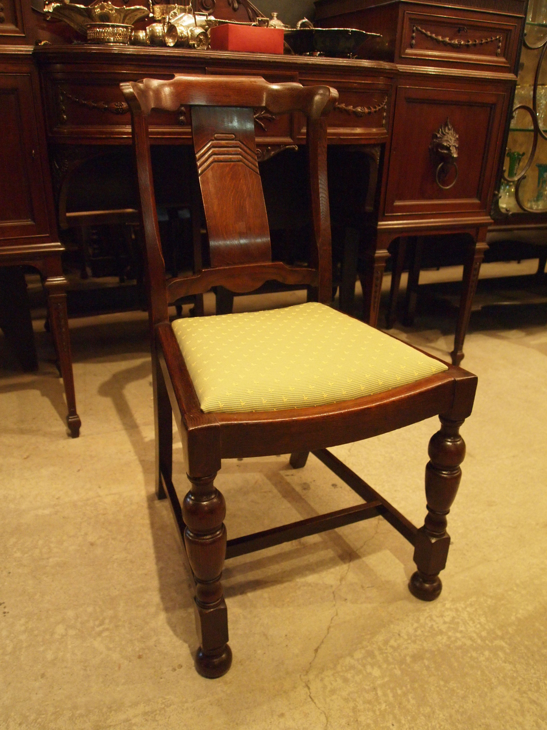 chair190217b_02.JPG