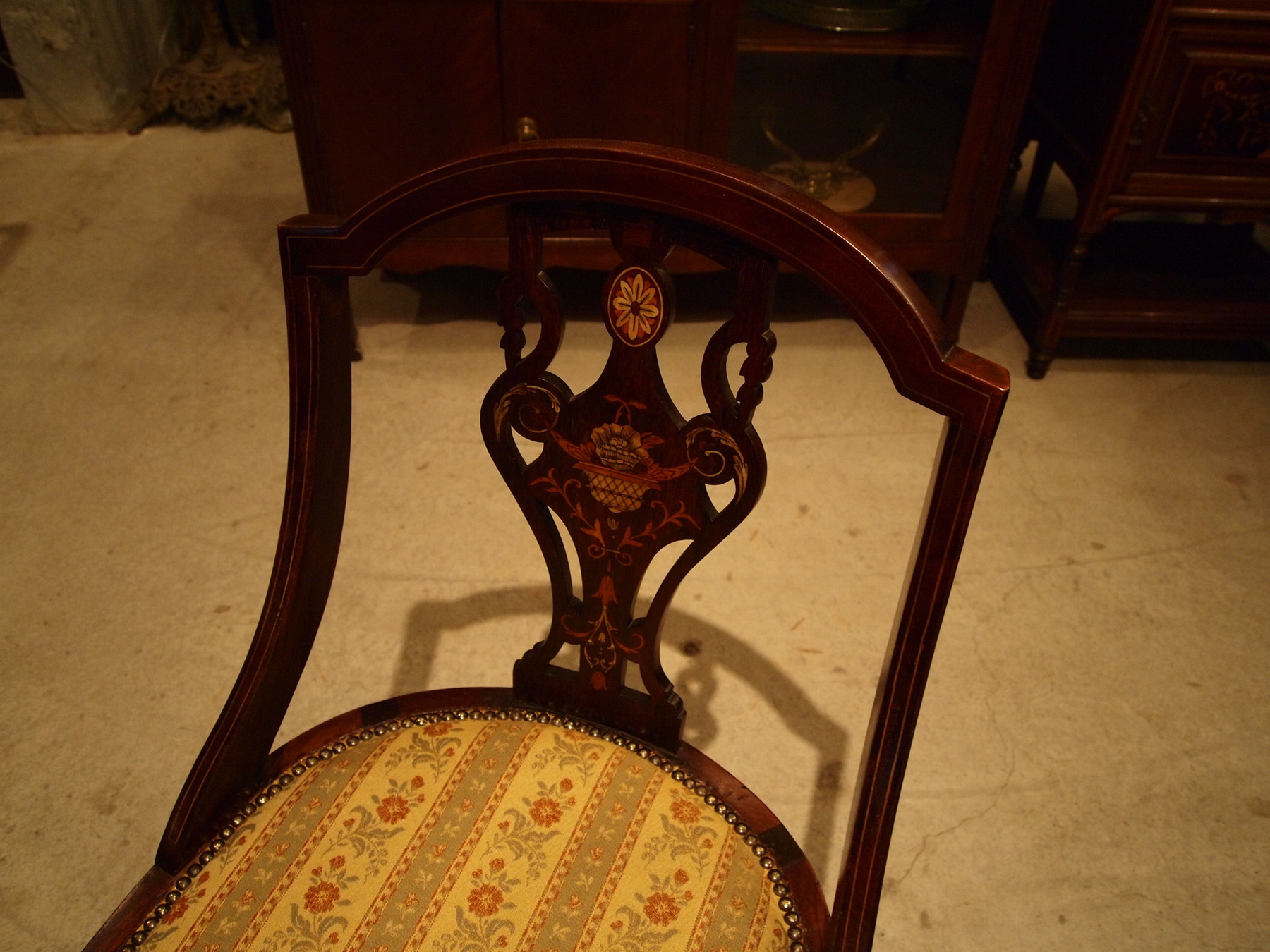 chair270412a_02.JPG