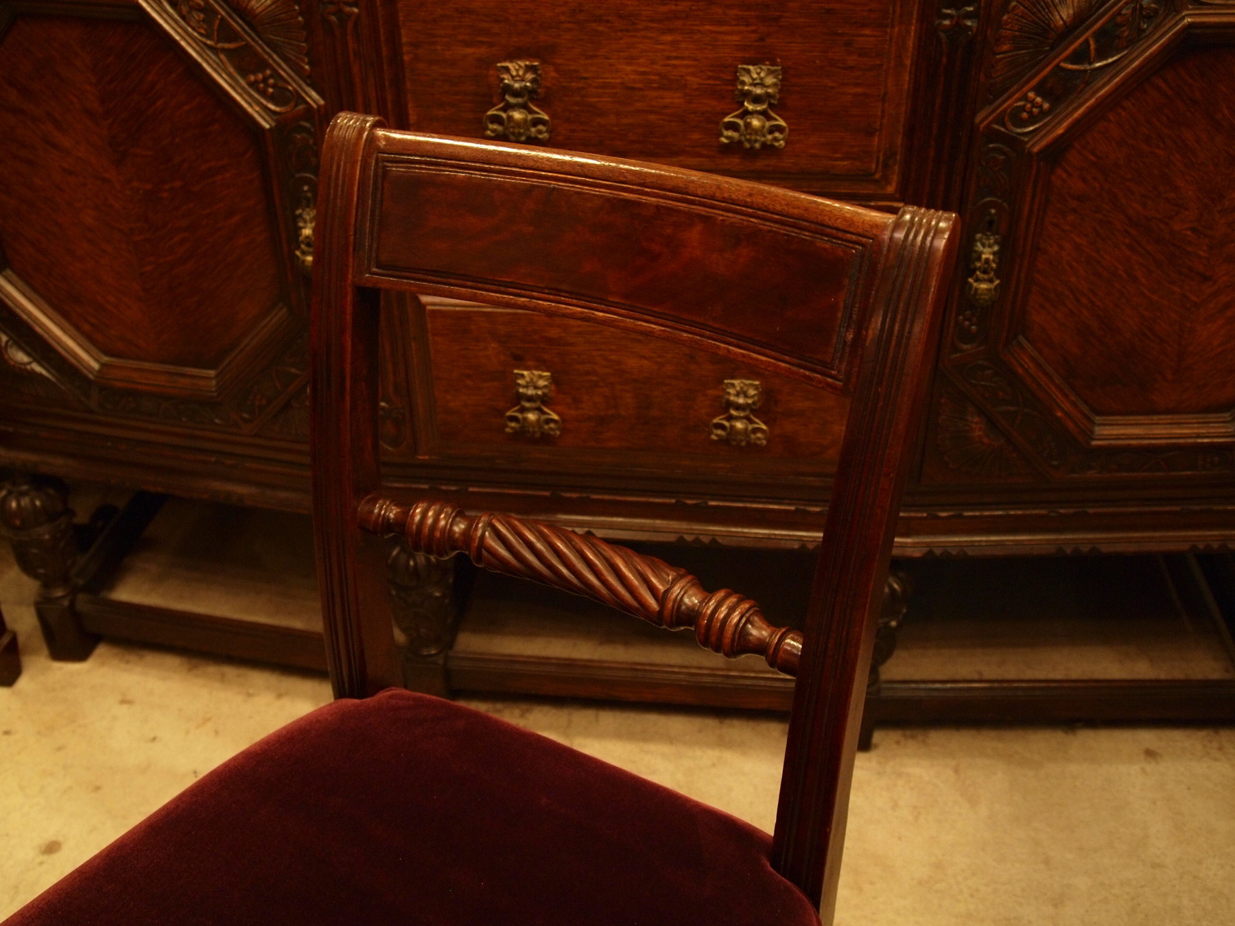 chair290128_02.JPG