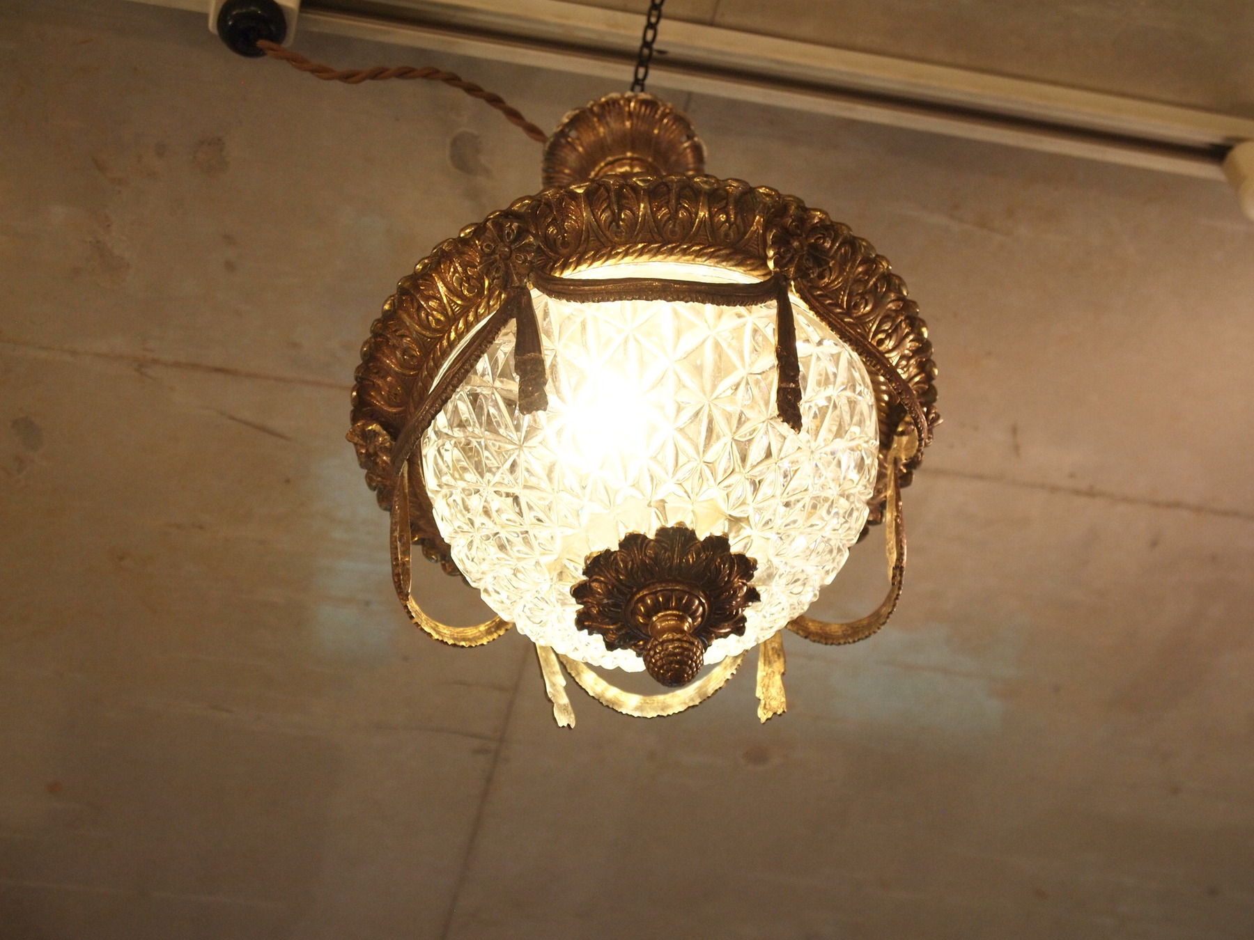 lamp190510a_05.JPG