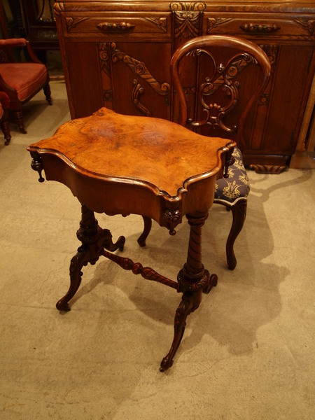 https://www.crair-antiques.com/info/images/able160305a_01.JPG