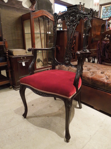 https://www.crair-antiques.com/info/images/chair140706a_01.JPG