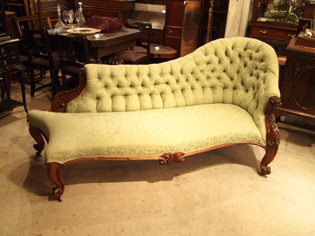 https://www.crair-antiques.com/info/images/sofa150206_01.JPG